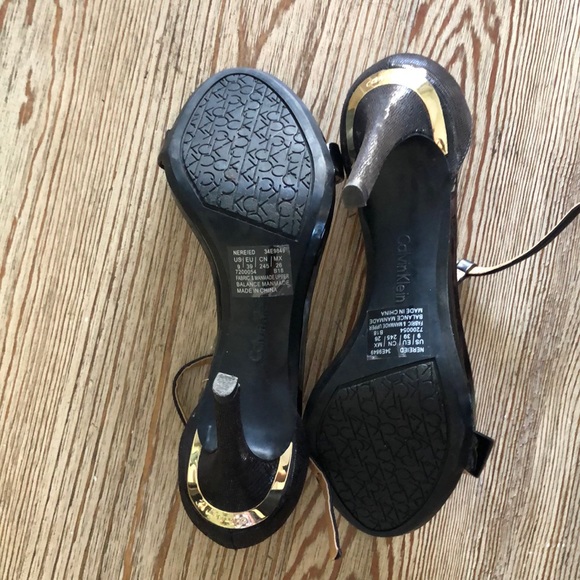 Calvin Klein Stiletto Style Heels Black 9M - Picture 3 of 4